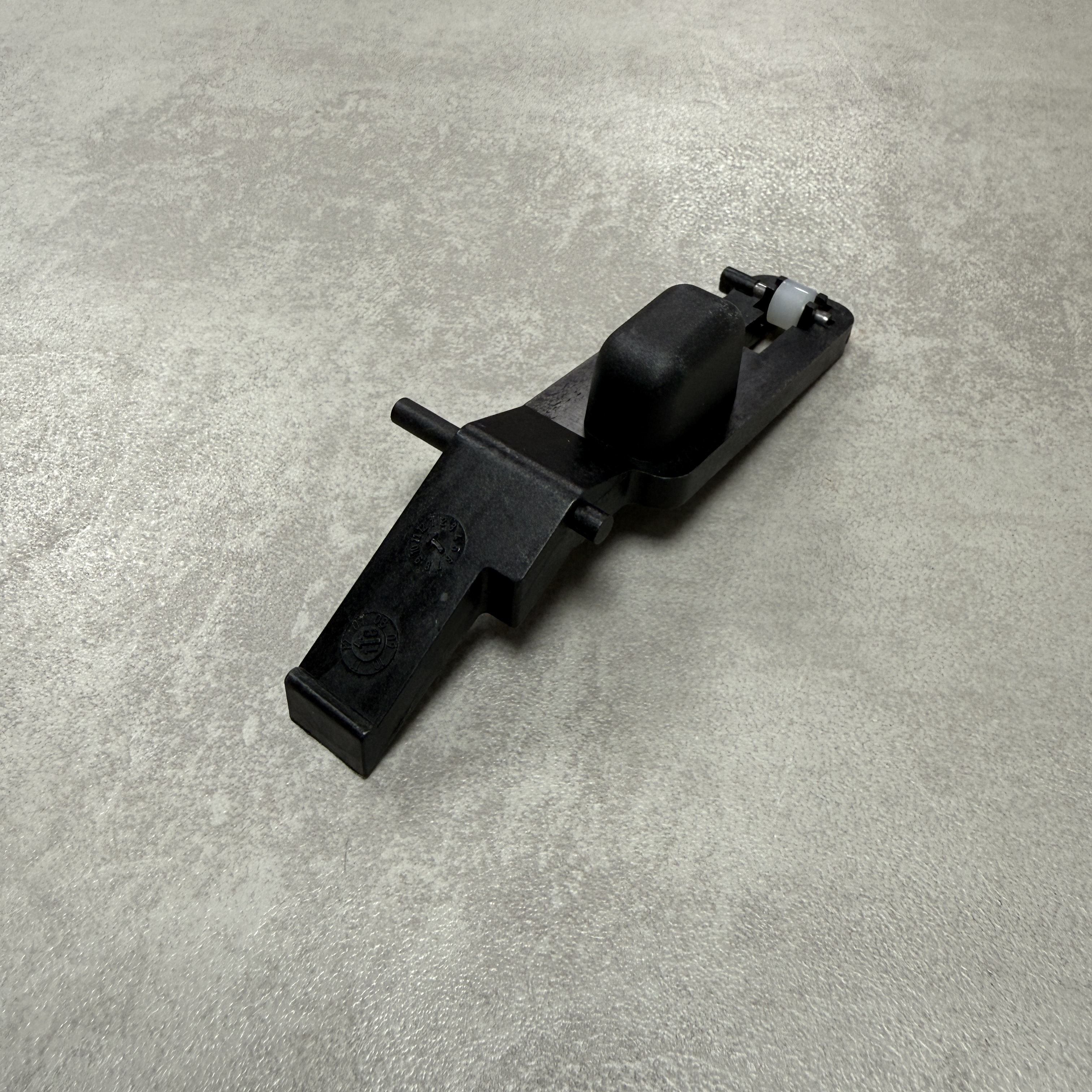 D88 / D90 Entriegelung R.46