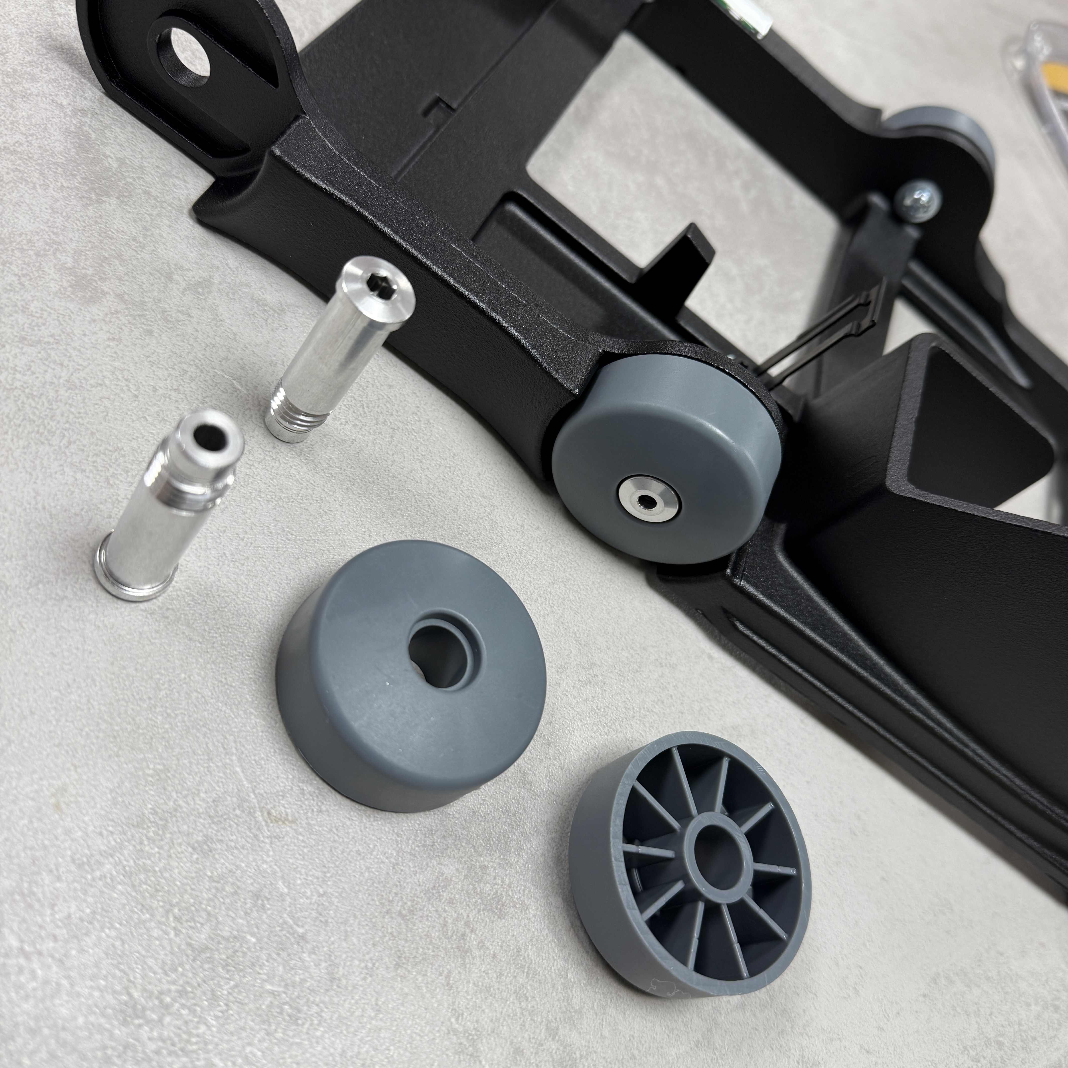 D88E / D90 Fahrgestell Kit 124 Schlitten